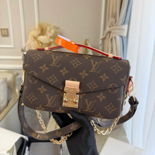 LOUIS VUITTON POTCHETTE METIS - 21CM
