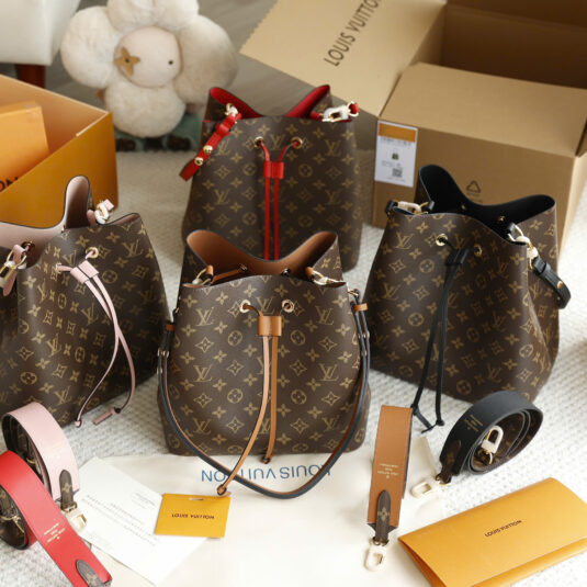 LOUIS VUITTON NEO NOE PM