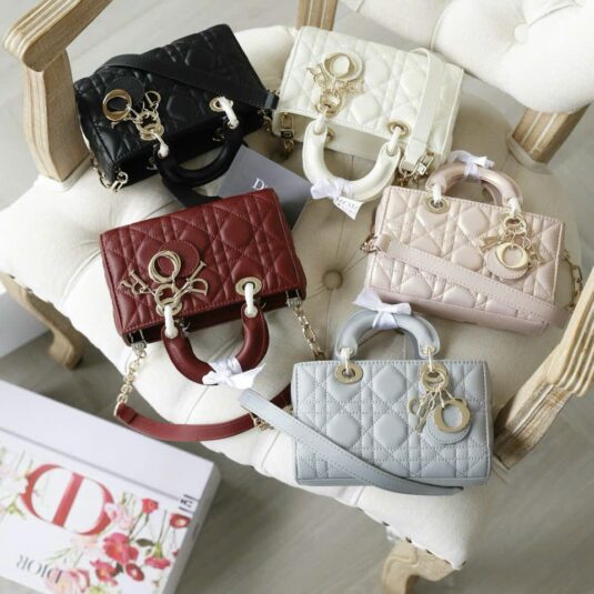 LADY DIOR DJOY SIZE 22CM
