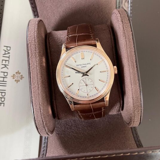Patek Philippe Calatrava 6119R – Biểu tượng thanh lịch với vành bezel Clous de Paris kinh điển